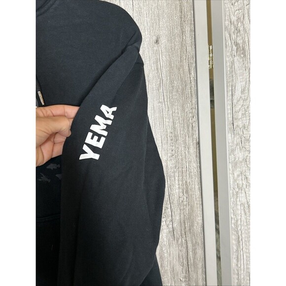 Yema Hoodie Sweatshirt Giraffe Black Color Graphic Design Cotton Size S - Picture 3 of 7